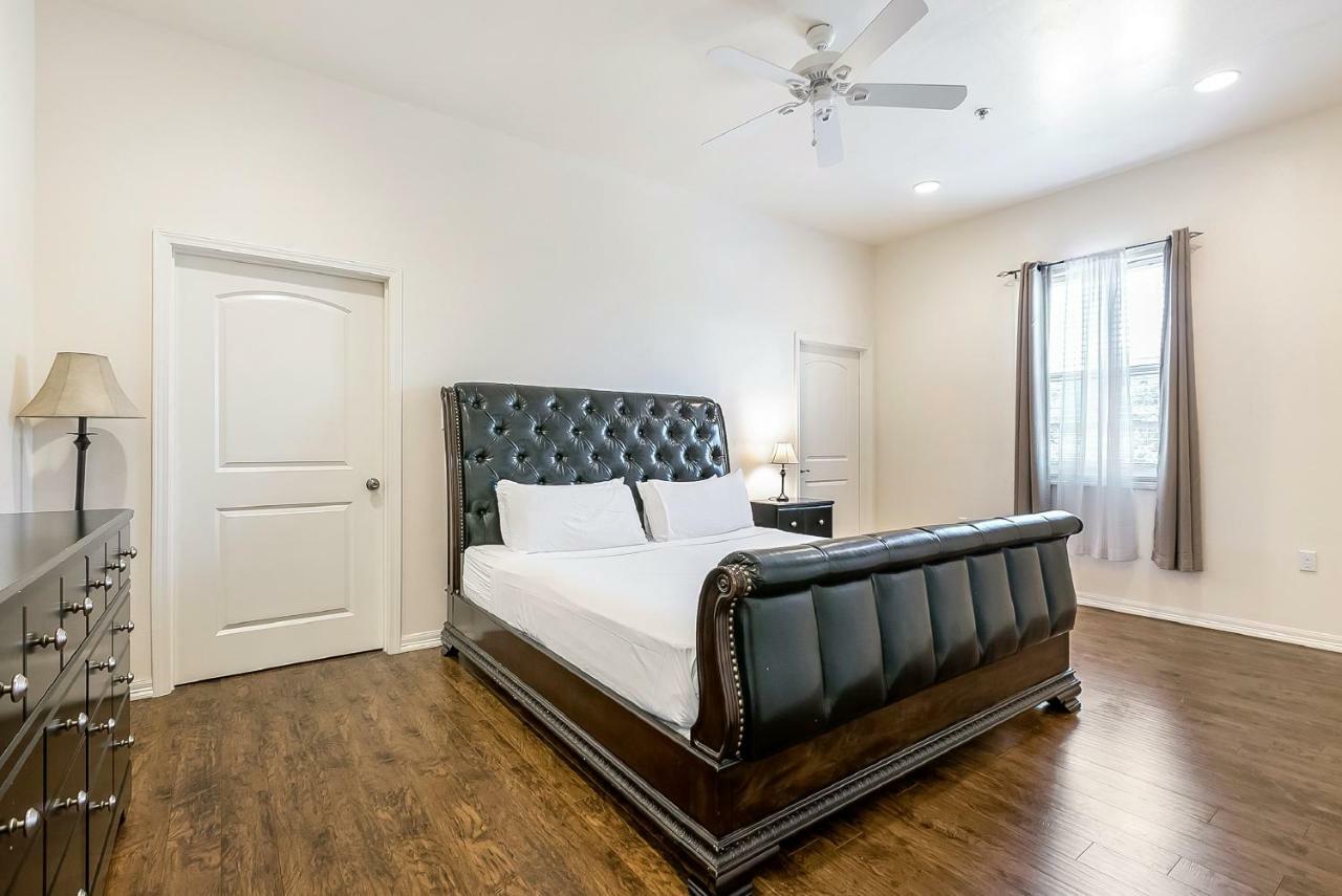 Inviting 3br Steps From St Charles Ave *
